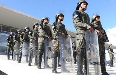 TSE cede às Forças Armadas e aprova uso de biometria em teste de urnas no dia da eleição
