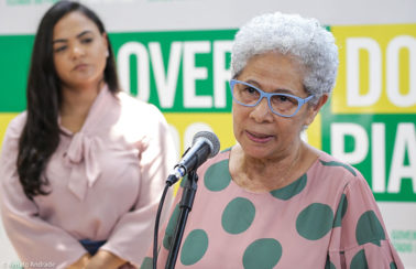 “Ciro Gomes está se tornando parecido com Bolsonaro”, afirma governadora Regina Sousa, do Piauí