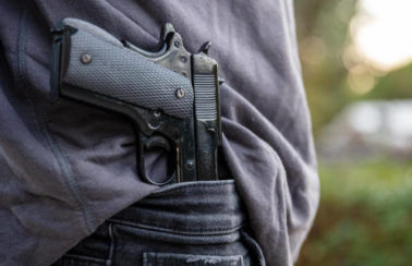 Tribunal Superior Eleitoral proíbe transporte de armas e munições por CACs nas eleições