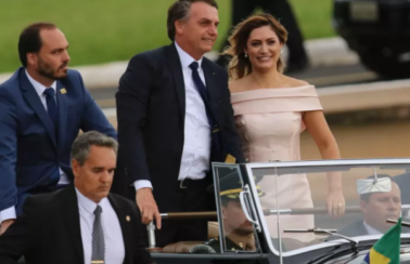 Bolsonaro e Michelle param de se seguir no Instagram e viram assunto na internet