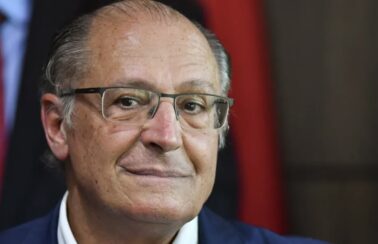 Lula escolhe Geraldo Alckmin para coordenar a equipe de transição