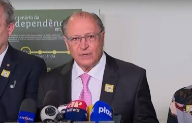 Alckmin se reúne com Ciro Nogueira no Planalto e diz que transição já começou