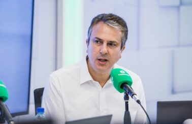 Camilo Santana é indicado para equipe de transição de Lula