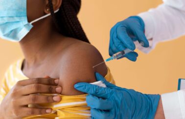 Covid-19: Consórcio Nordeste pede reforço da vacinação e volta do uso de máscaras