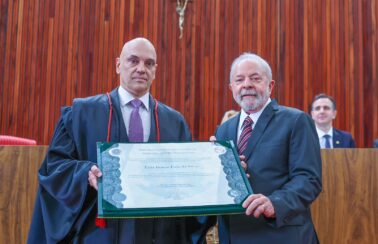 Lula e Alckmin são diplomados pelo TSE