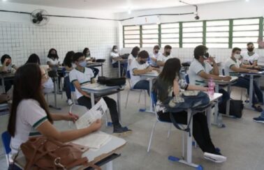 Ceará vai lançar plano para ter ensino em tempo integral em todas as escolas do estado