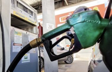 Volta de imposto deve elevar preço da gasolina em R$ 0,69 por litro