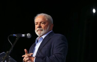 Lula anuncia Simone Tebet, Marina Silva e outros 14 nomes como ministros