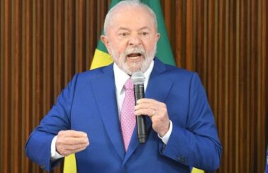 Após ataques, Lula decreta intervenção federal no DF