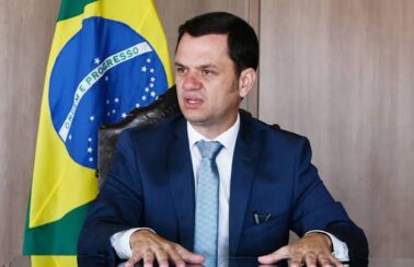 Sala onde Anderson Torres está preso tem beliche e frigobar; juíza autorizou instalação de TV e micro-ondas