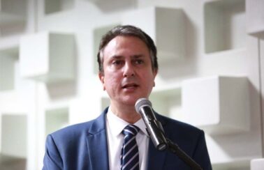 Camilo Santana diz estar “impressionado com desmonte na educação pública”