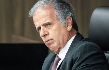 ‘Lula não vai perdoar golpistas’, diz ministro da Defesa após troca no comando do Exército