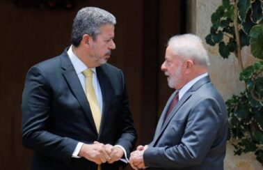 Lira desiste de viagem à China com Lula para tocar negociação da âncora fiscal