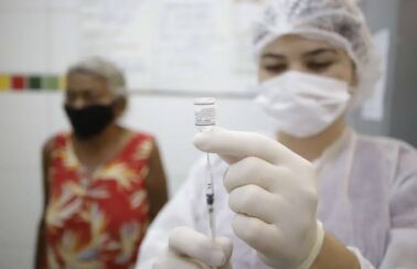 20 cidades da BA não iniciaram aplicação da vacina bivalente