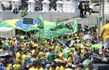 Polícia Federal cumpre mandados contra líderes de atos golpistas no Ceará