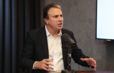 Ministro da Educação confirma suspensão de Novo Ensino Médio