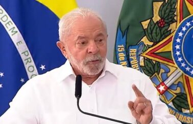 Em nova crítica ao Banco Central, Lula associa taxa de juros ao desemprego no país