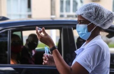 Dia D de vacinação contra gripe e Covid em Salvador será neste sábado