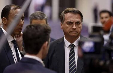 À PF, Bolsonaro diz que não sabia de fraude de Mauro Cid com vacinas