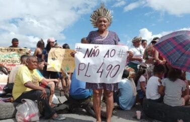 Indígenas fazem manifestações com bloqueio de rodovias no Ceará contra PL do marco temporal