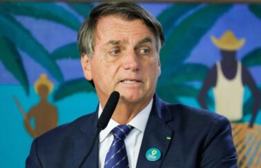 TSE suspende julgamento que pode tornar Bolsonaro inelegível