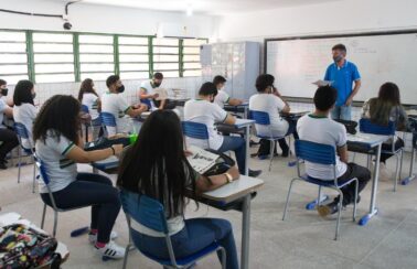 Senado aprova programa para expandir escolas em tempo integral