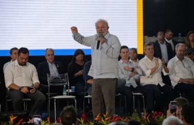 Lula diz que polícia não pode confundir pessoas pobres com bandidos