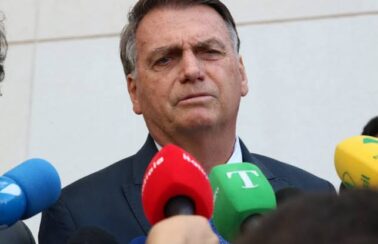 ‘Qual o problema?’: Bolsonaro admite que mandou texto contra urnas