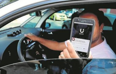 Juiz condena Uber a contratar todos os motoristas e pagar multa de R$ 1 bilhão