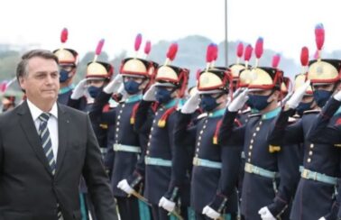 Datafolha: 61% acreditam que militares se envolveram em irregularidades durante gestão Bolsonaro