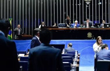 Senado vai contra STF e aprova marco temporal para demarcações de terras indígenas