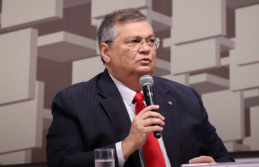 Flávio Dino anuncia R$ 20 milhões para a segurança da Bahia