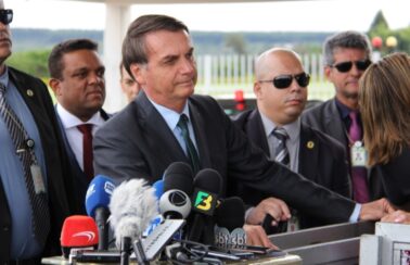 Bolsonaro é condenado a indenizar jornalistas por danos morais