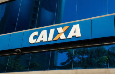 Lula demite a presidente da Caixa; indicado do Centrão vai assumir o banco