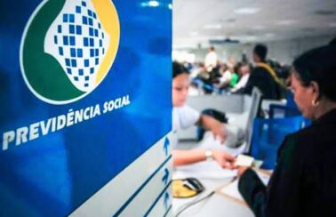 Comissão do Senado aprova criação de programa para reduzir filas do INSS