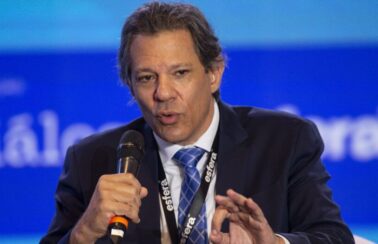 Reforma tributária pode ser promulgada ainda este ano, diz Haddad