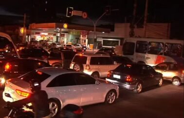 Queda frequente de energia causa prejuízos a moradores em várias regiões no Ceará