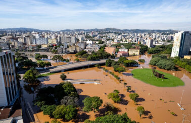 Fazenda suspende por 90 dias a cobrança de dívidas de pessoas, empresas e municípios do RS