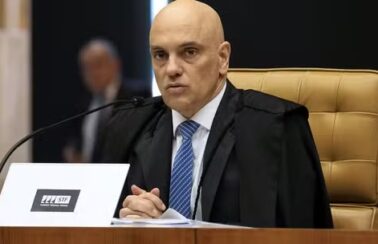 Moraes vai analisar se X pode voltar a funcionar no Brasil