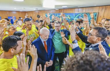 Lula sanciona lei que cria o Dia da Música Gospel em novo gesto a evangélicos