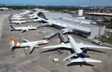 Turismo internacional dispara e Ceará atrai 39% mais estrangeiros no início de 2025