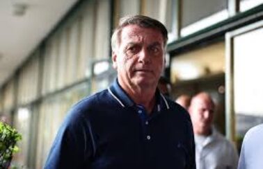 STF confirma decisão de Moraes sobre medidas restritivas a Bolsonaro