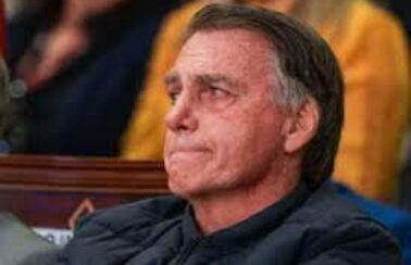 Defesa de Bolsonaro tem até hoje para entregar alegações finais ao STF