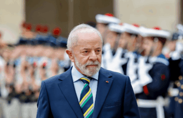 Lula anuncia linha de crédito de R$ 30 bi para empresas afetadas pelo tarifaço dos EUA