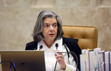 ‘‘A lei é para ser aplicada igualmente para todos’, diz Cármen Lúcia em voto no julgamento da trama golpista