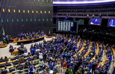 Todos os deputados do Piauí votaram a favor da PEC da Blindagem