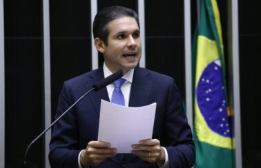 Motta defende PEC da Blindagem e diz que debate foi distorcido