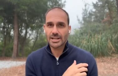 Motta barra Eduardo Bolsonaro como líder da minoria e abre caminho para cassação por faltas