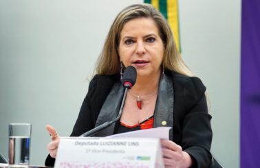 Deputada cearense é capturada por Israel em flotilha que levava ajuda a Gaza