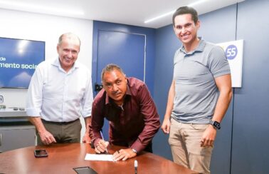 Tiririca se filia ao PSD e troca domicílio eleitoral de São Paulo para o Ceará